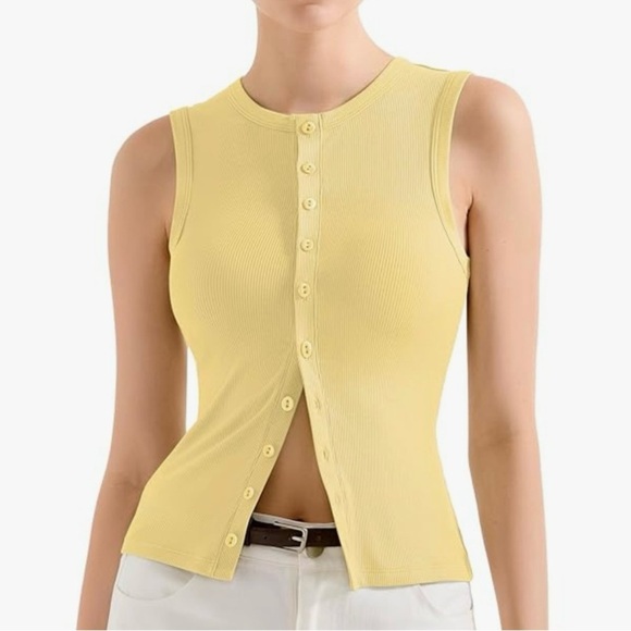 Butter Yellow Sleeveless Button-Down Top Large - Picture 1 of 6